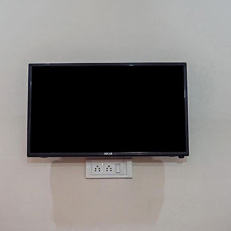 OYO 37169 Hotel Quadis Noida Exterior foto
