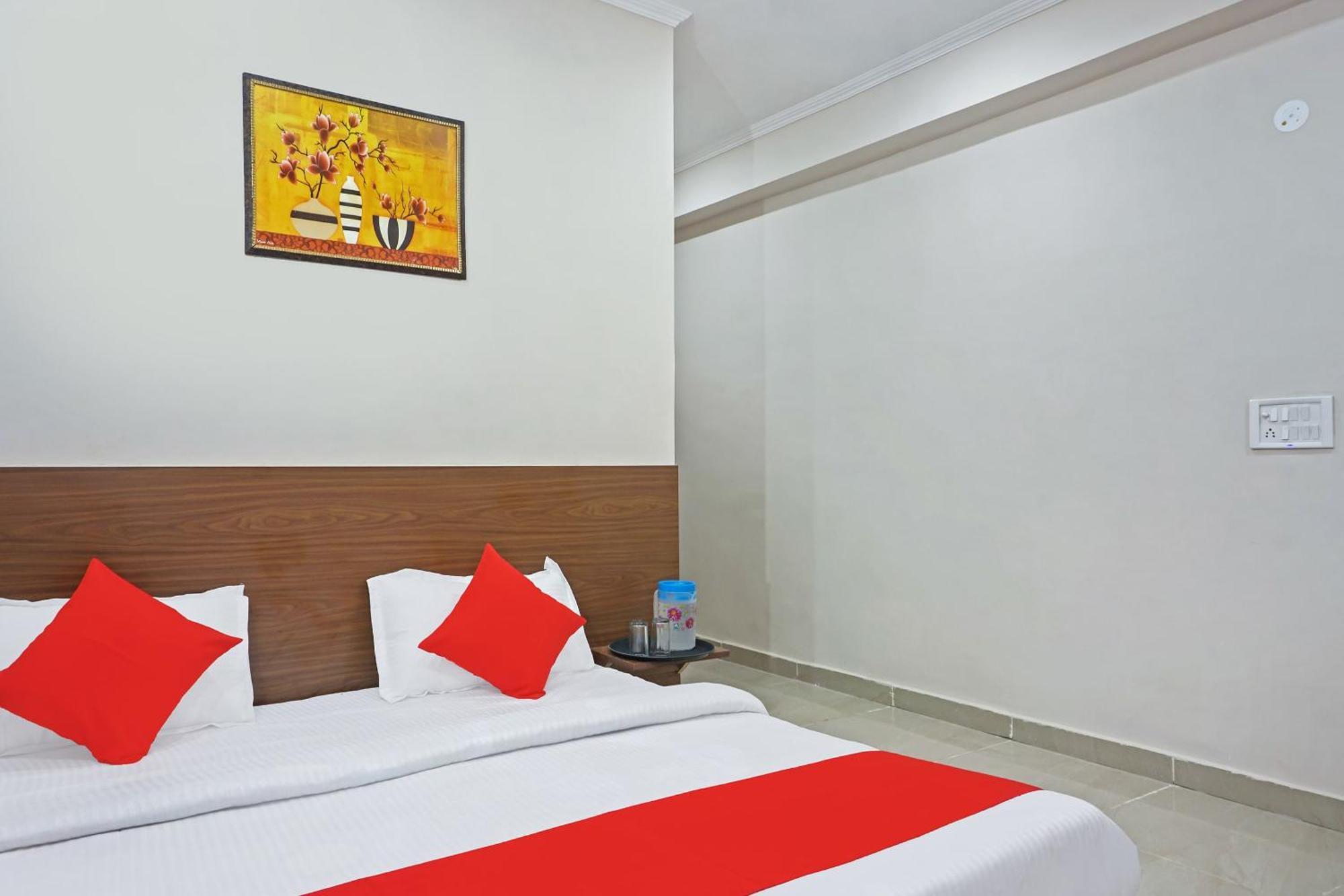 OYO 37169 Hotel Quadis Noida Exterior foto