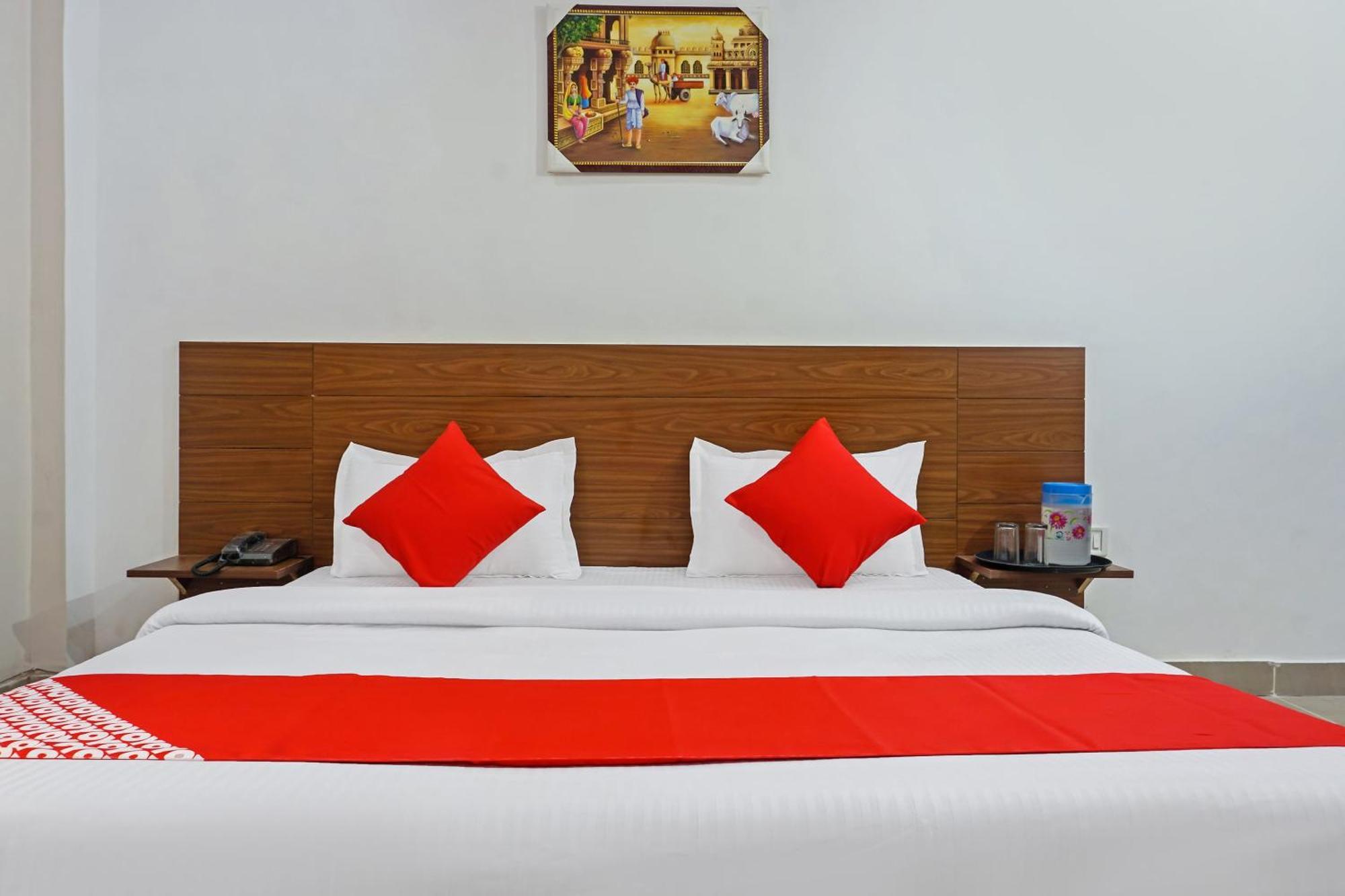 OYO 37169 Hotel Quadis Noida Exterior foto