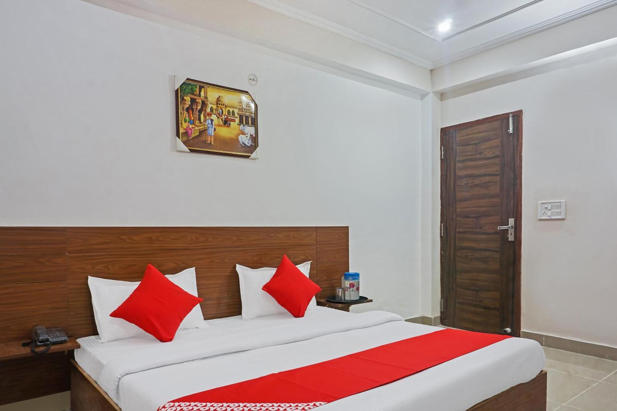 OYO 37169 Hotel Quadis Noida Exterior foto