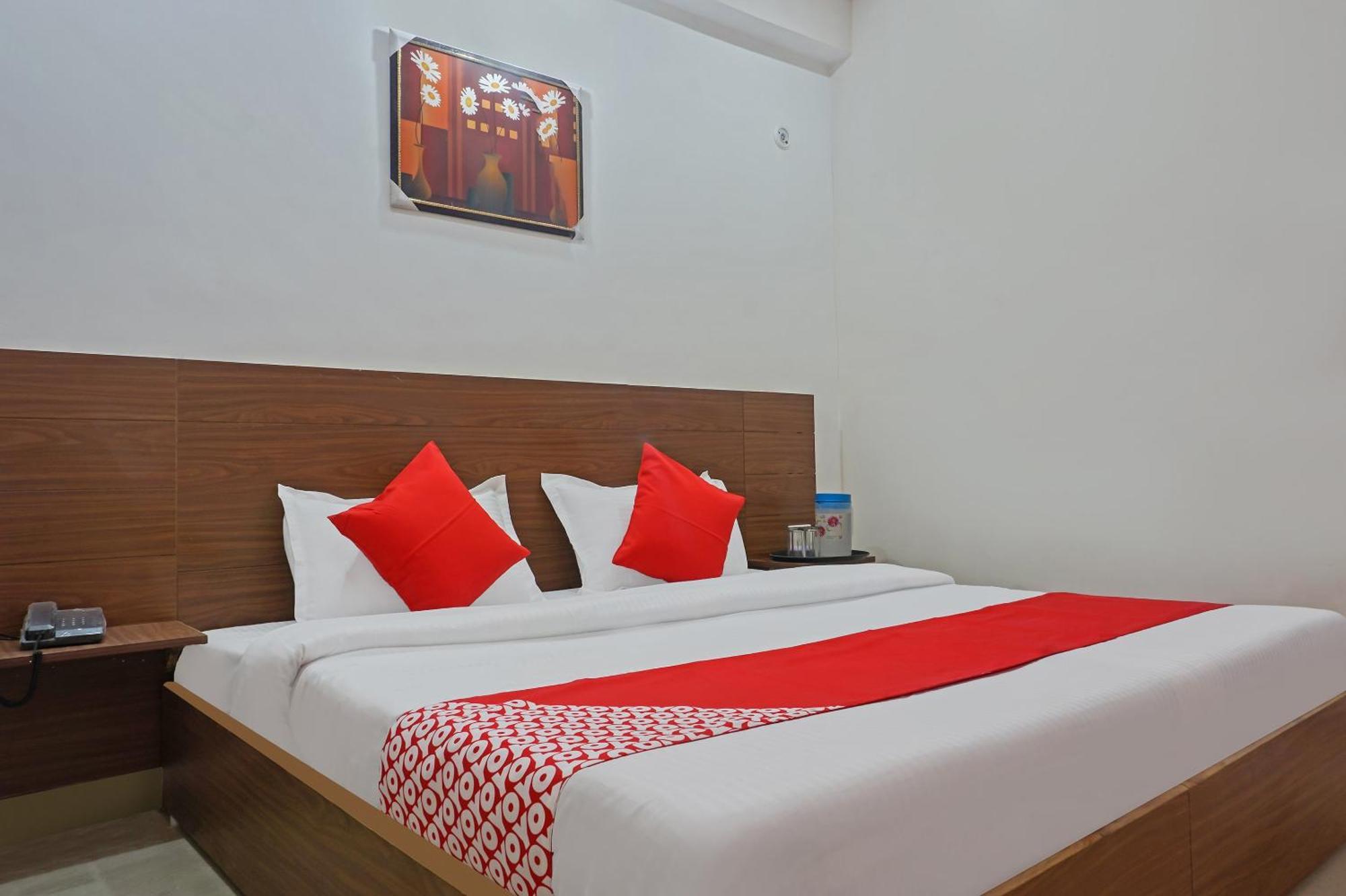 OYO 37169 Hotel Quadis Noida Exterior foto